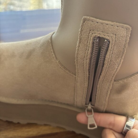 UGG Dipper Classic Platform Boots Women’s Size 10 FLAWS! AS IS. NO RETURNS - Picture 11 of 16